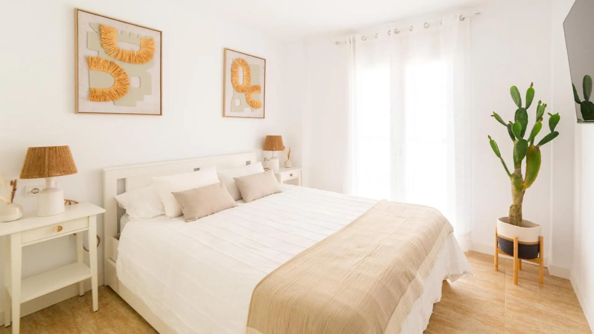 Apartamento Frente Al Mar, Con Vistas De Ensueno Benalmadena 0*,  Spain